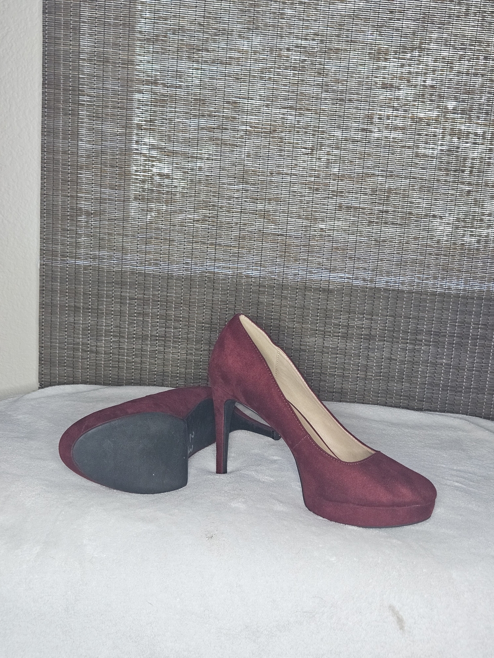 Chinese Laundry Red Burgundy Heels Faux Suede